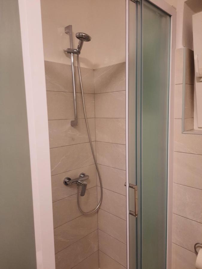 Apartman Laura M Vodice Bagian luar foto